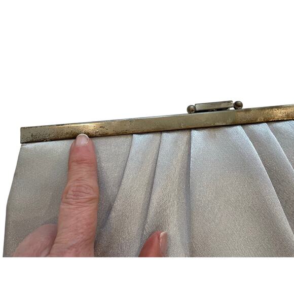 Jessico McClintock Silver Satin Clutch, Evening Clutch, Drop Chain, Clasp - Picture 11 of 11
